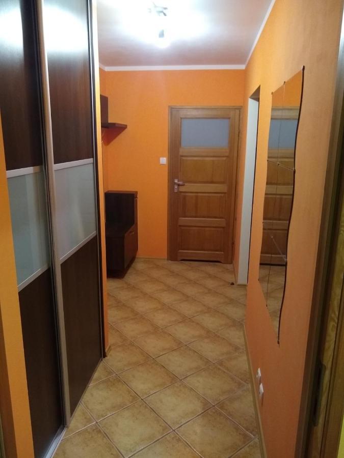 Green Apartment Z Bezplatnym Parkingiem ออลชติน ภายนอก รูปภาพ