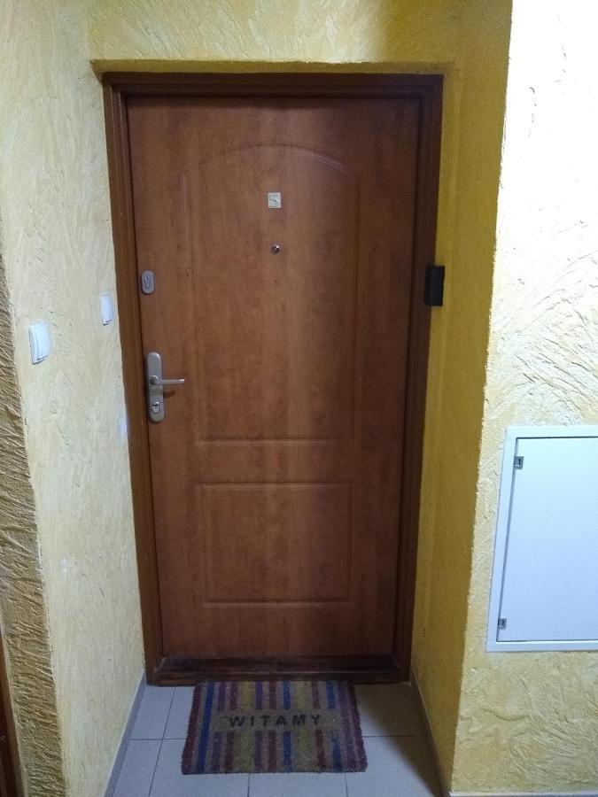 Green Apartment Z Bezplatnym Parkingiem ออลชติน ภายนอก รูปภาพ