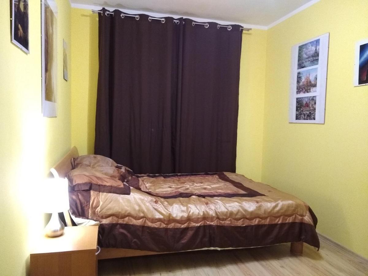 Green Apartment Z Bezplatnym Parkingiem ออลชติน ภายนอก รูปภาพ