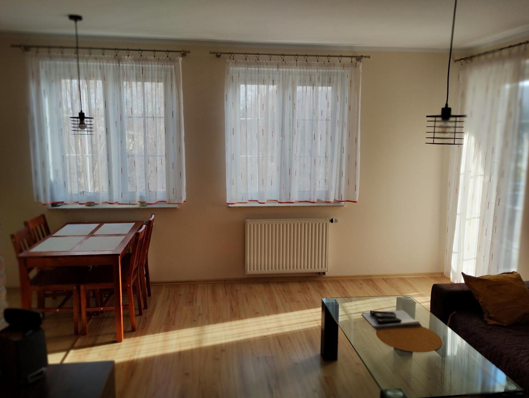 Green Apartment Z Bezplatnym Parkingiem ออลชติน ภายนอก รูปภาพ